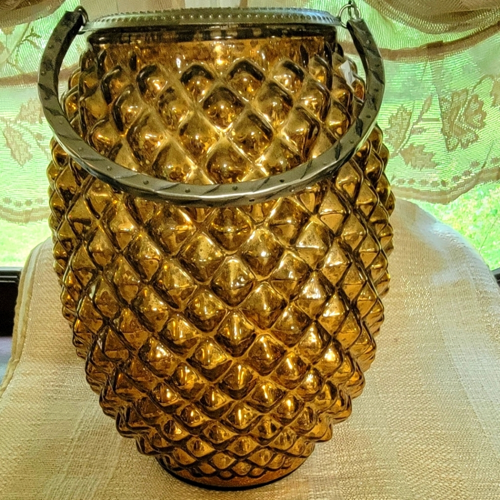 Glass vase
